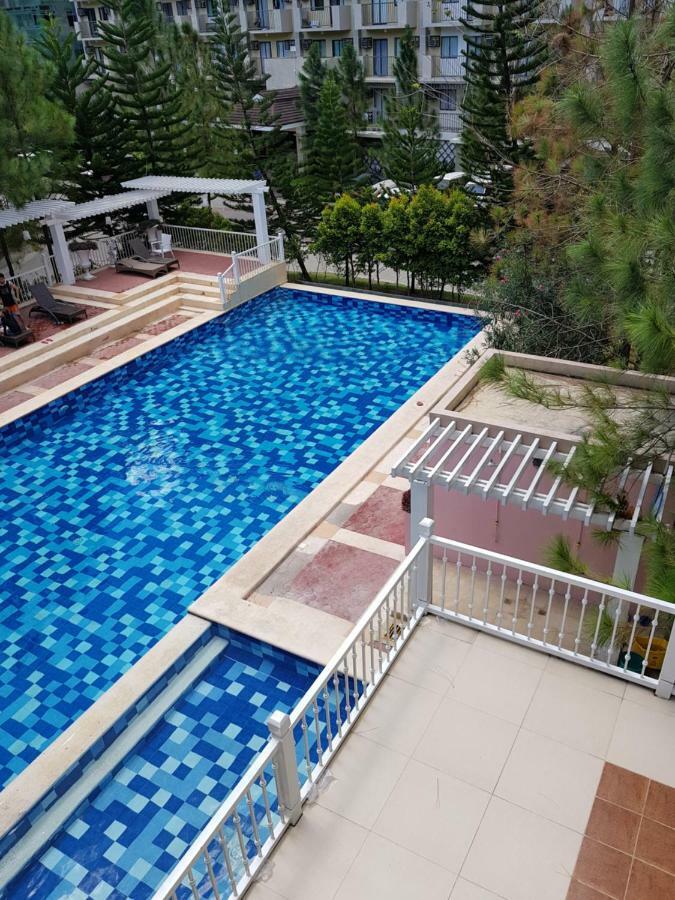 Heart Of The City Studio With Balcony Davao Exterior photo